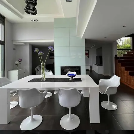 Branca , Agradable Casa Independiente Con Piscina Pontevedra