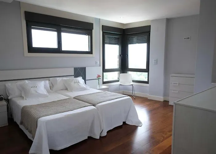 Branca , Agradable Casa Independiente Con Piscina Σπίτι διακοπών Ποντεβέντρα